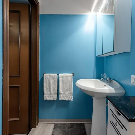 Daire Tucano - Sweet Dreams In